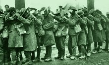 Verwundete Kriegsgefangene auf zeitgenössischer Fotografie 1914